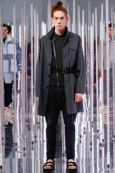 Look 5
